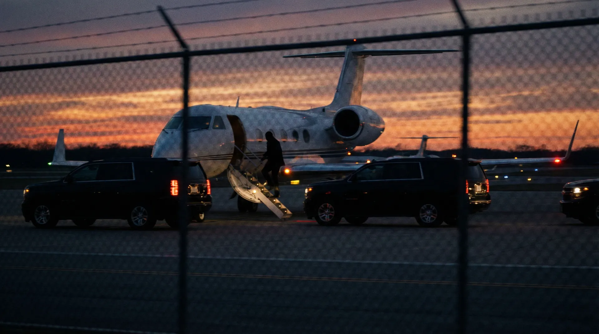 暗网吃瓜_明星黑料_吃瓜聚集地_暗网吃瓜官网入口 - 机场私人飞机偷拍